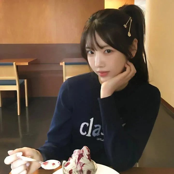 老妇与鸽子